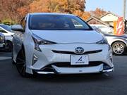 2017 TOYOTA PRIUS