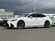 2019 LEXUS LS