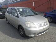 2004 TOYOTA RAUM