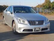2010 TOYOTA CROWN