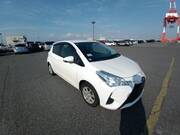 2019 TOYOTA VITZ F