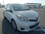 2013 TOYOTA VITZ