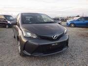2016 TOYOTA VITZ F
