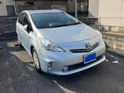 2012 TOYOTA PRIUS ALPHA S