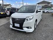 2015 TOYOTA NOAH
