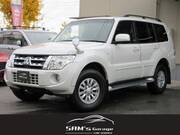 2012 MITSUBISHI PAJERO