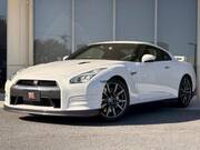 2014 NISSAN GT-R