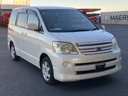2007 TOYOTA NOAH X