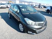 2014 TOYOTA VITZ U