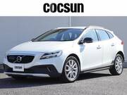 2016 VOLVO V40
