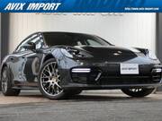 2017 PORSCHE PANAMERA