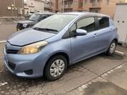 2013 TOYOTA VITZ F