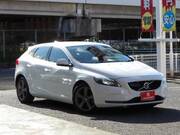2013 VOLVO V40