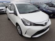 2015 TOYOTA VITZ F