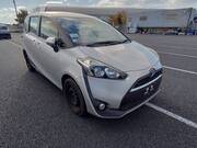 2017 TOYOTA SIENTA