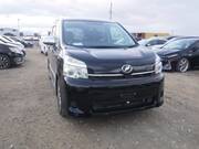 2013 TOYOTA VOXY