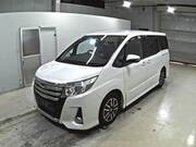 2015 TOYOTA NOAH