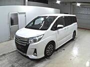 2015 TOYOTA NOAH
