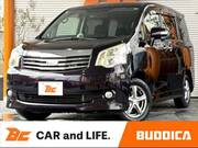 2013 TOYOTA NOAH