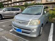 2005 TOYOTA NOAH X