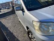 2004 TOYOTA NOAH L