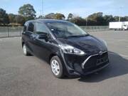 2019 TOYOTA SIENTA X