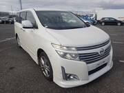 2013 NISSAN ELGRAND