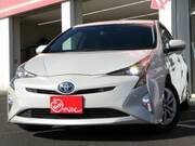 2017 TOYOTA PRIUS