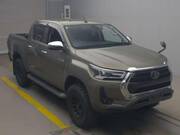 2022 TOYOTA HILUX