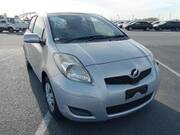 2009 TOYOTA VITZ