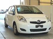2008 TOYOTA VITZ F