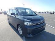 2013 TOYOTA VOXY X