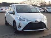 2017 TOYOTA VITZ