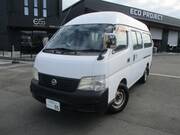 2004 NISSAN CARAVAN