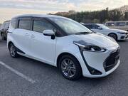 2019 TOYOTA SIENTA