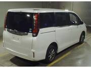 2016 TOYOTA NOAH