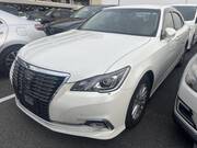2017 TOYOTA CROWN ROYAL SALOON