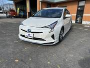 2016 TOYOTA PRIUS S