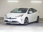 2020 TOYOTA PRIUS