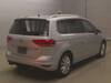 VOLKSWAGEN GOLF TOURAN