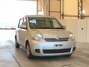 2011 TOYOTA SIENTA X