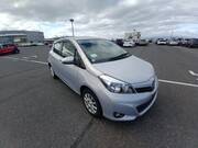 2012 TOYOTA VITZ F SMILE EDITION