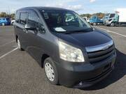 2009 TOYOTA NOAH X SMART EDITION