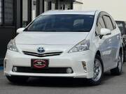 2013 TOYOTA PRIUS ALPHA