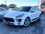 2014 PORSCHE MACAN