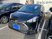 2020 TOYOTA SIENTA X