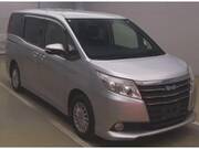 2017 TOYOTA NOAH