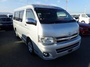 2013 TOYOTA HIACE WAGON GL