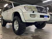 2006 TOYOTA LAND CRUISER