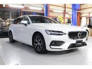 2024 VOLVO V60